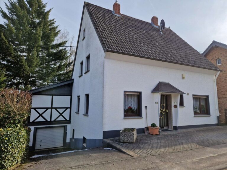 Straßenansicht