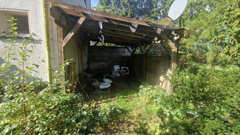 Carport
